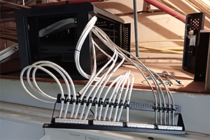 Patchpanel opbouwen, insyellen, (re)organiseren